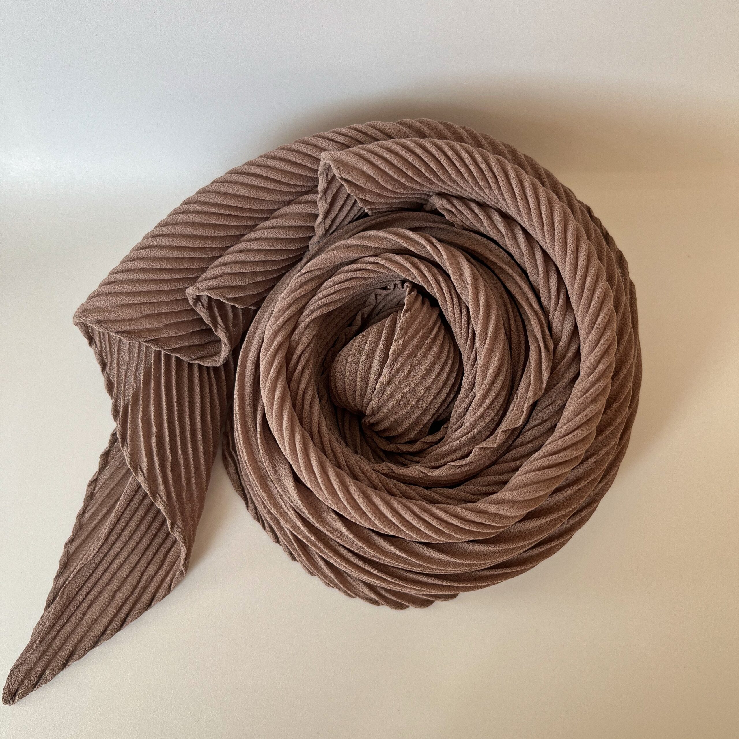 Косынка гофре, какао — изображение 2