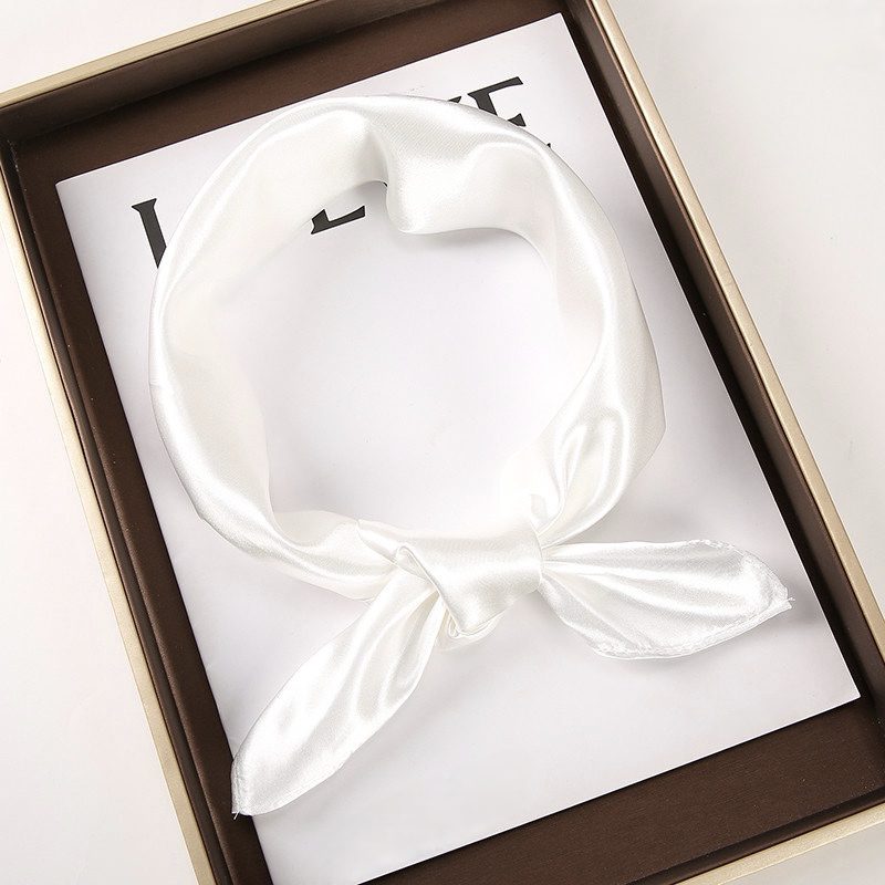 Атласный платок, белый