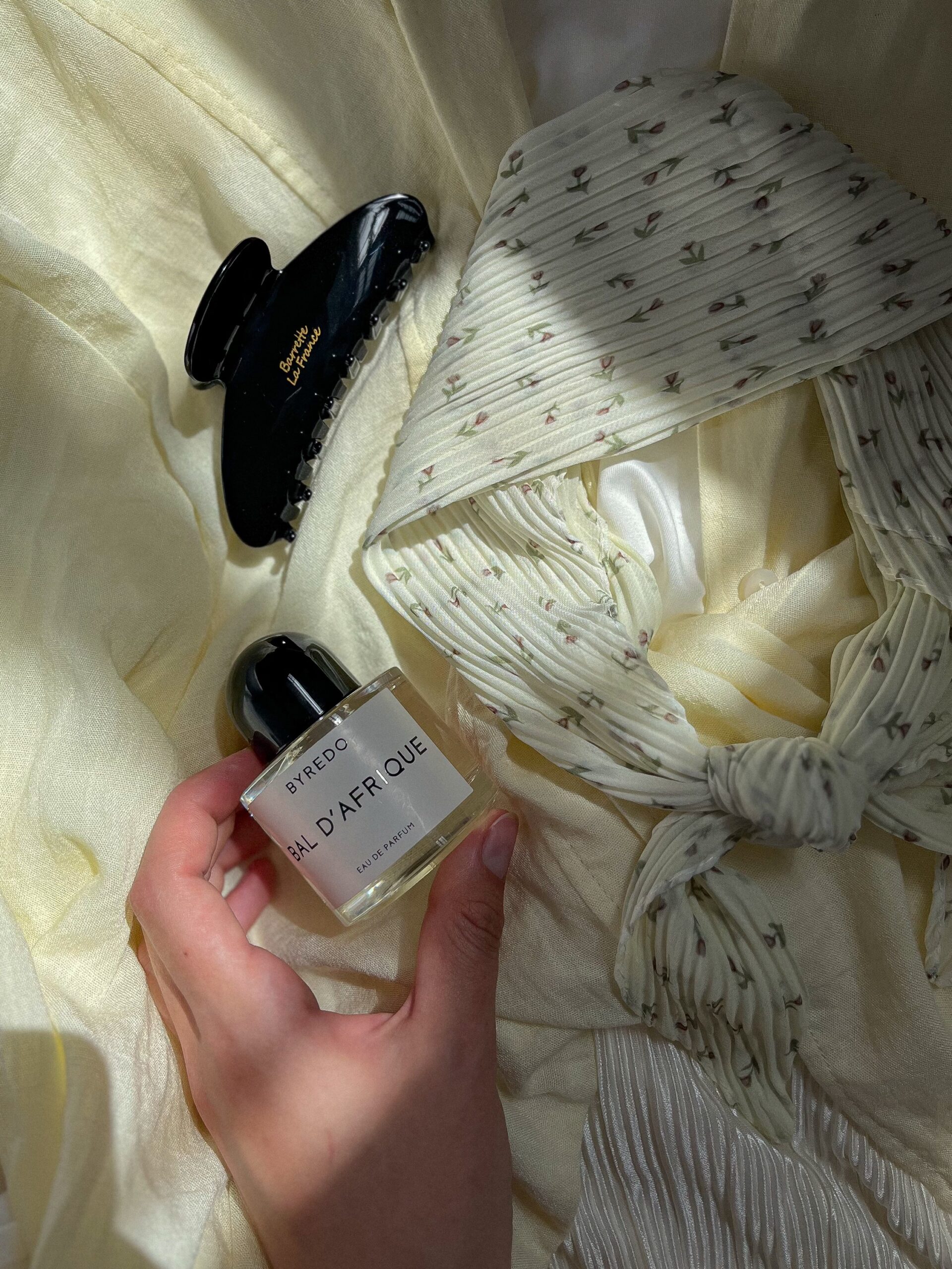 Косынка гофре из шифона, сливочный в цветочек — изображение 2