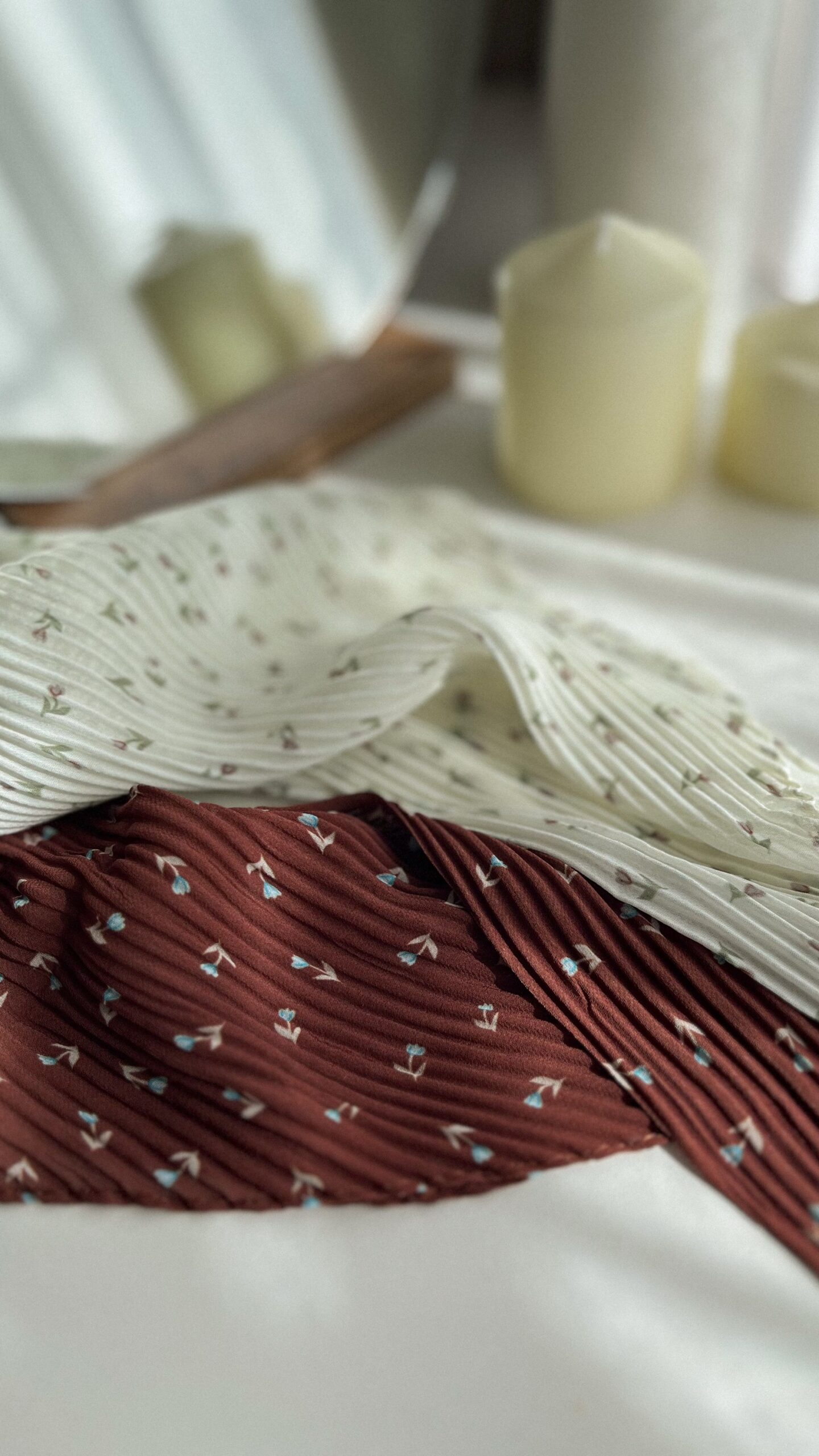 Косынка гофре из шифона, сливочный в цветочек — изображение 3