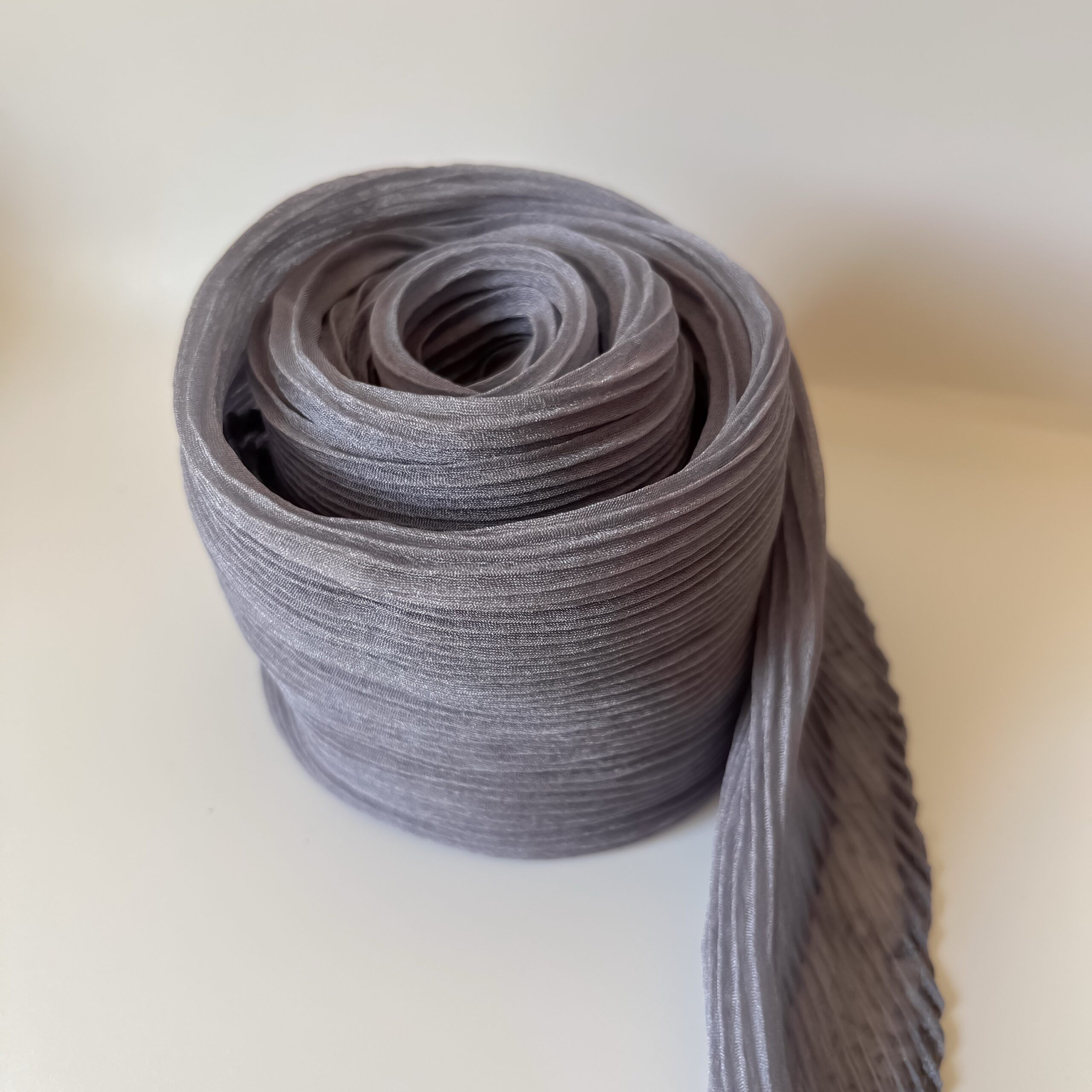 «Воздушная гофре» из тонкого шифона, серый (Maxi) — изображение 2