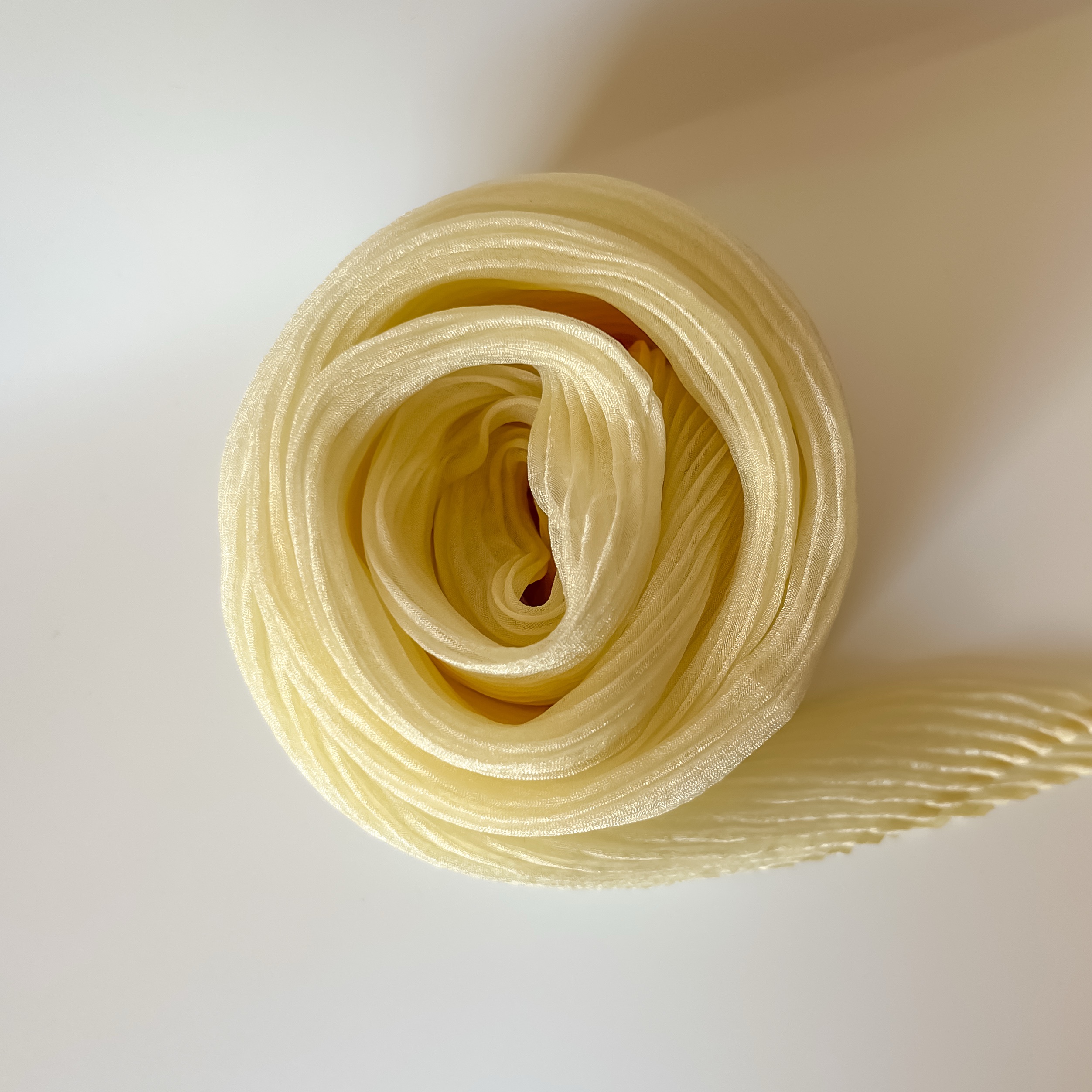 «Воздушная гофре» из тонкого шифона, сливочный (Maxi)