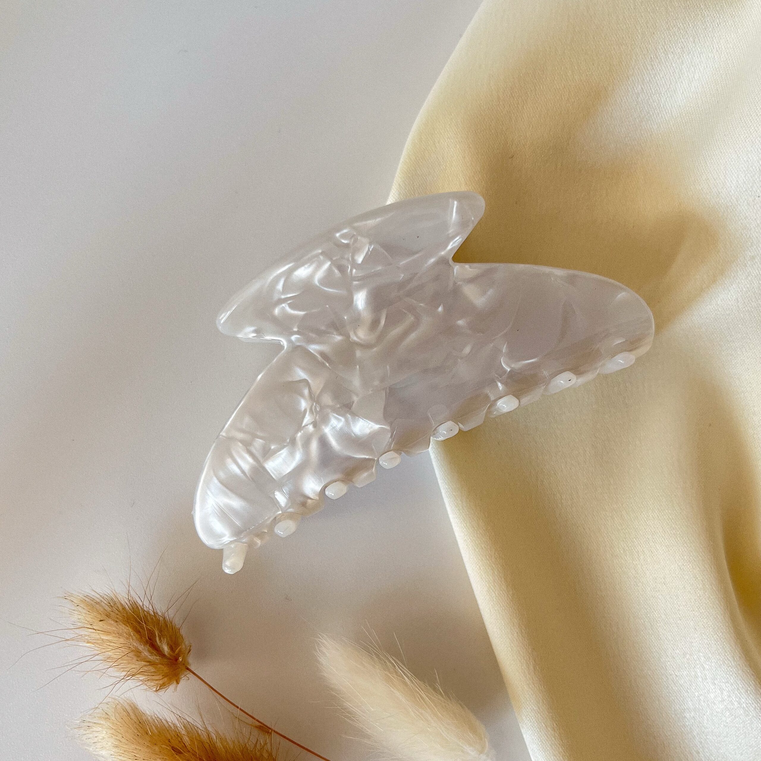 ✨ Краб для волос «Pearl White»